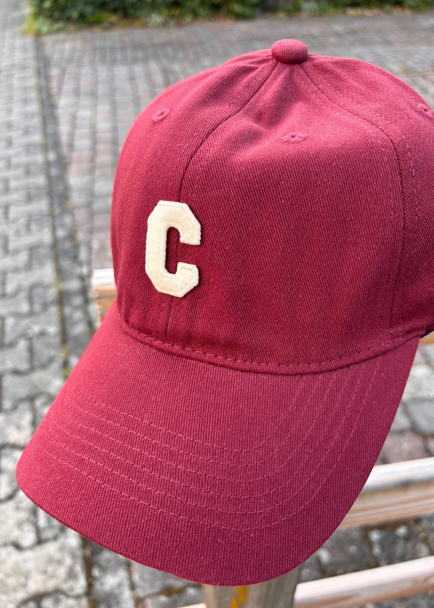 Cap Carla Burgundy
