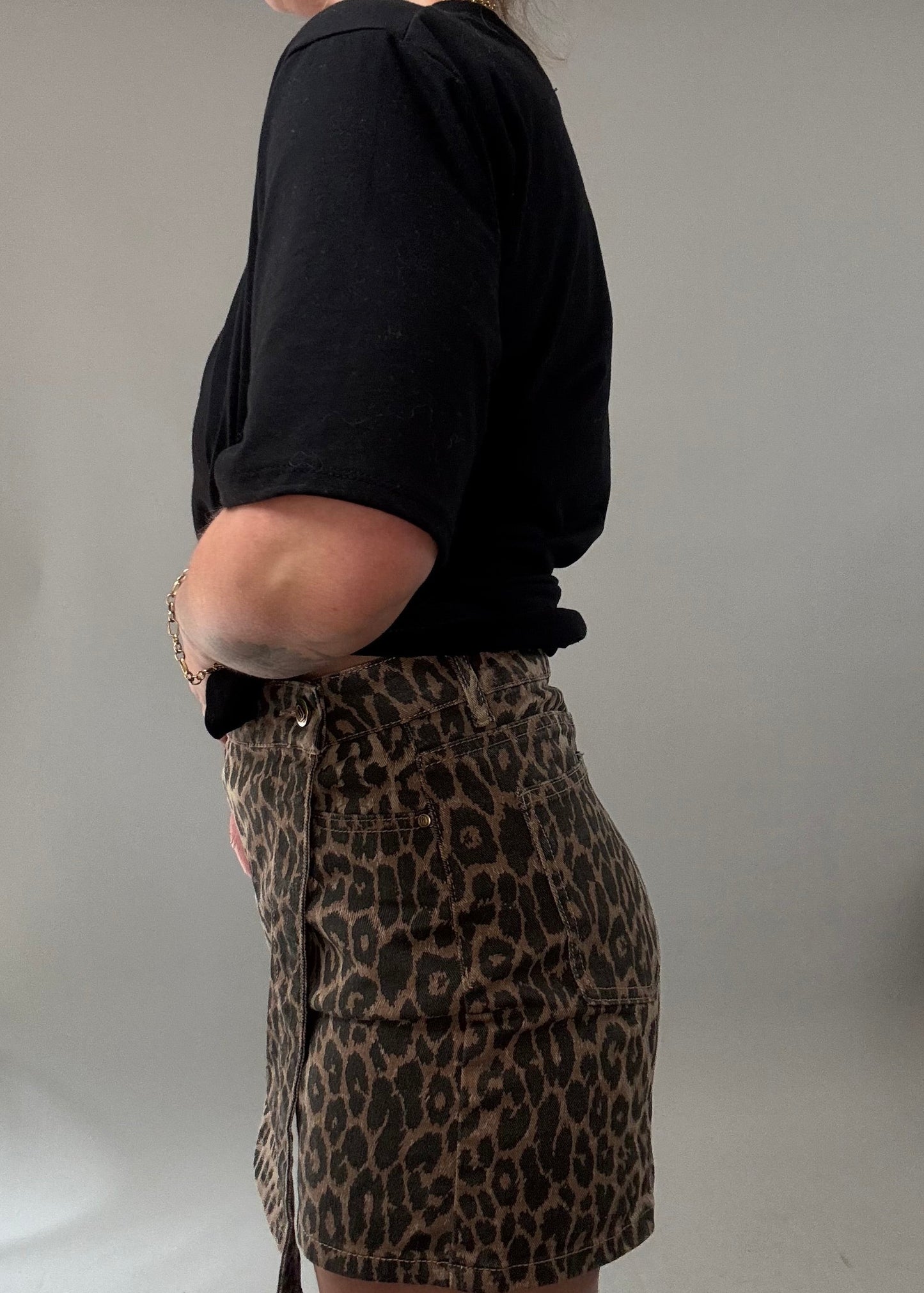 Leo Skort Nahla